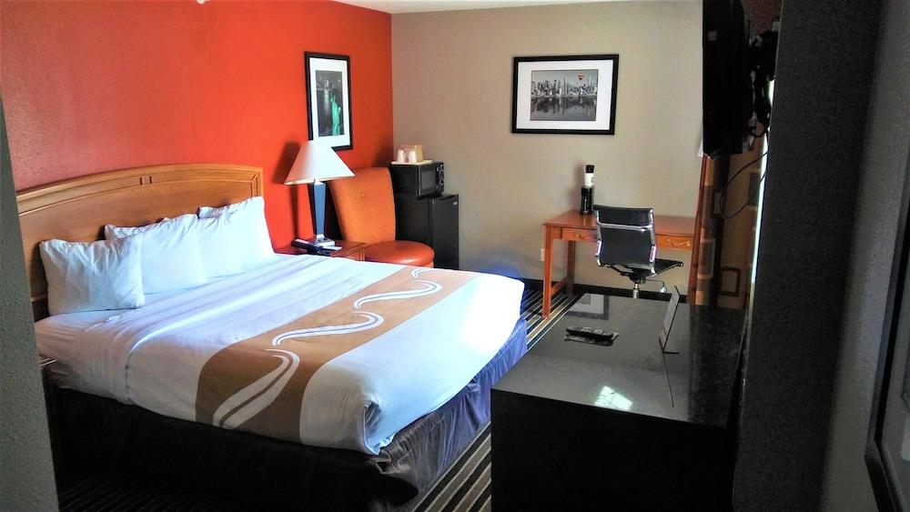 טולסה Quality Suites I-44 מראה חיצוני תמונה