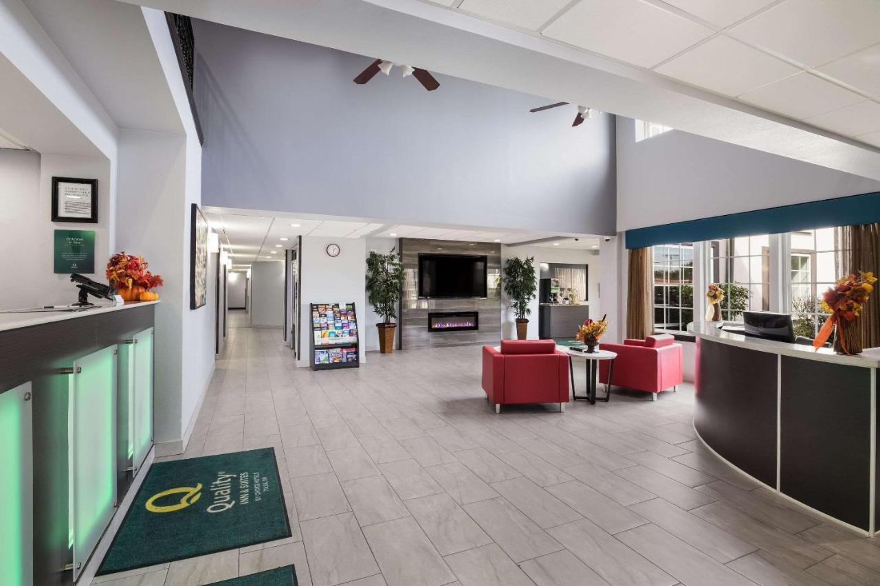 טולסה Quality Suites I-44 מראה חיצוני תמונה