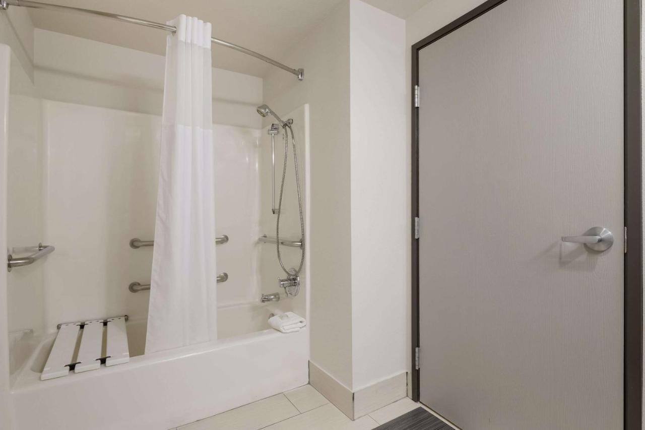 טולסה Quality Suites I-44 מראה חיצוני תמונה