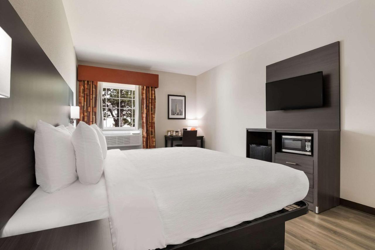 טולסה Quality Suites I-44 מראה חיצוני תמונה