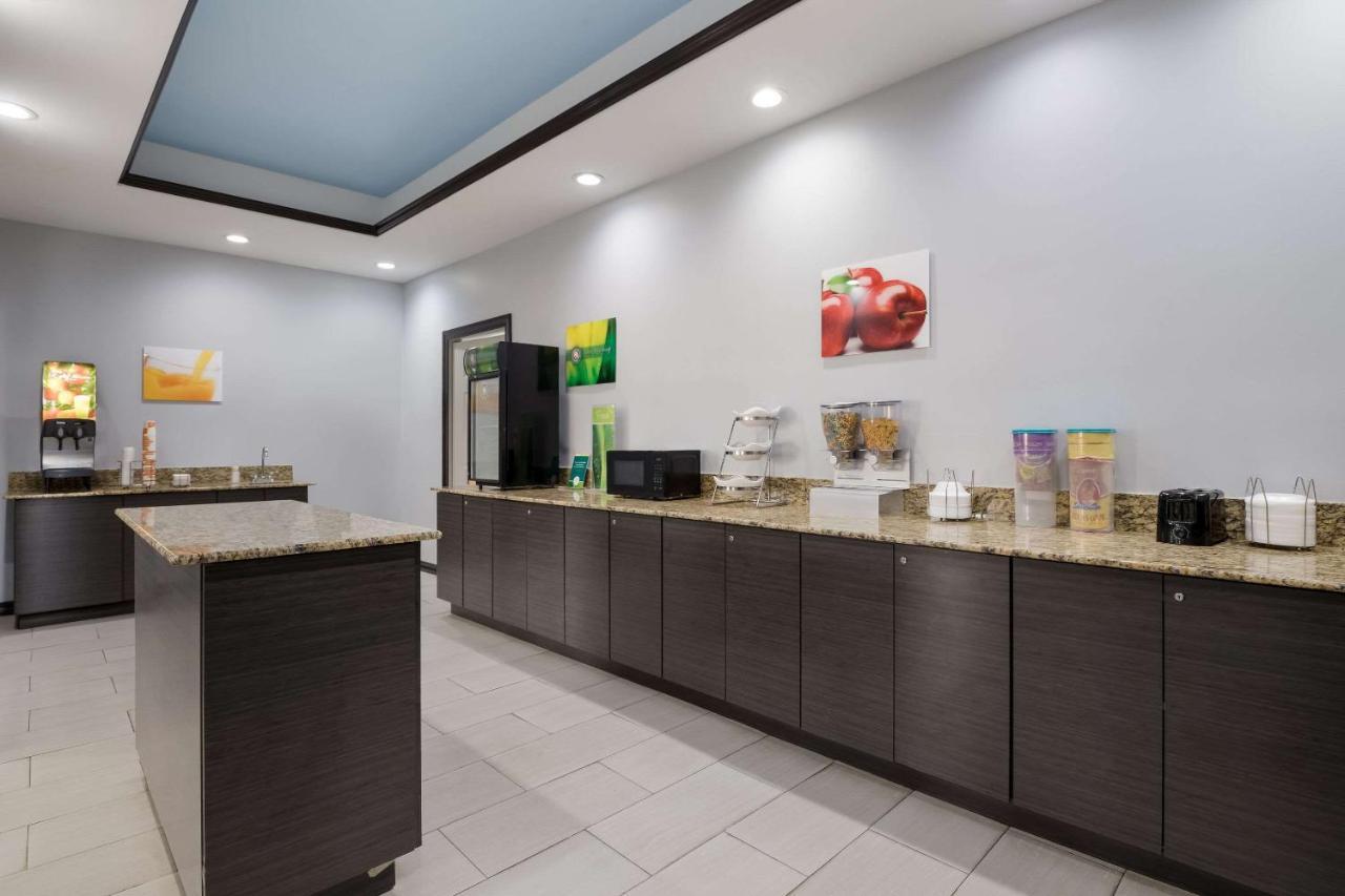 טולסה Quality Suites I-44 מראה חיצוני תמונה