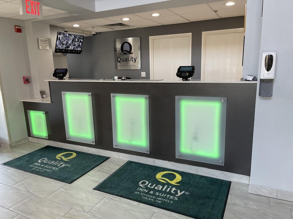 טולסה Quality Suites I-44 מראה חיצוני תמונה